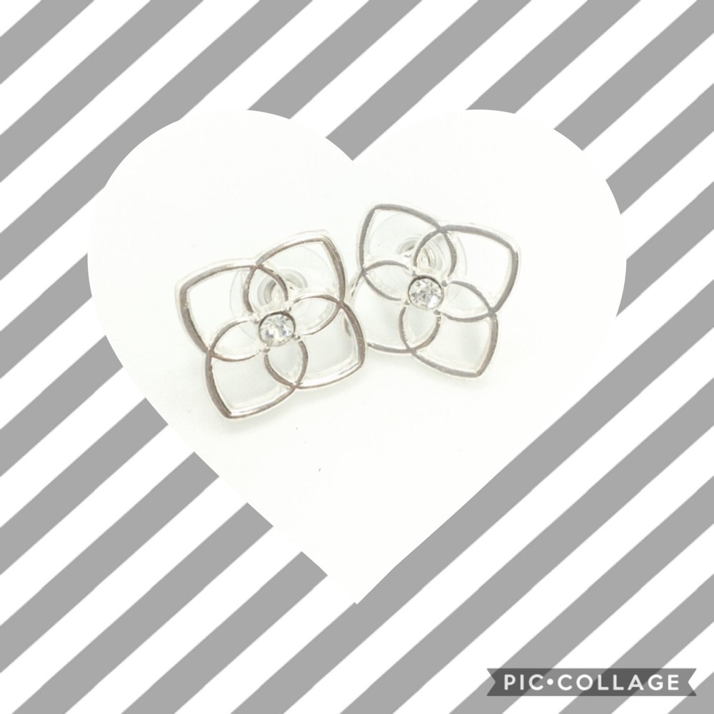 Silvery Crystal 💎 Flower Earrings 🌸 Abstract 🌸